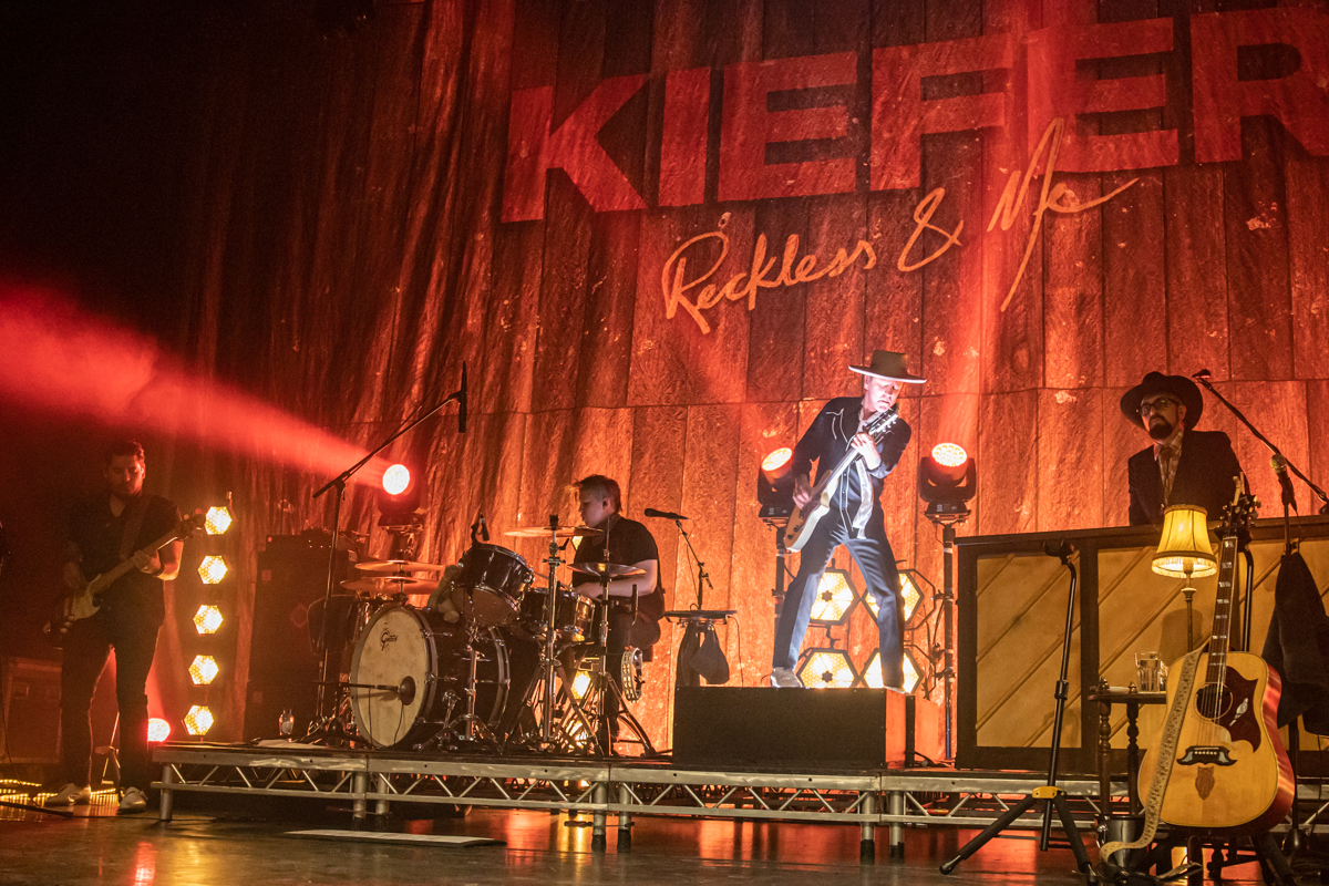 Kiefer Sutherland @ Het Depot, foto 1, foto's door David Johnson - FrontView Magazine