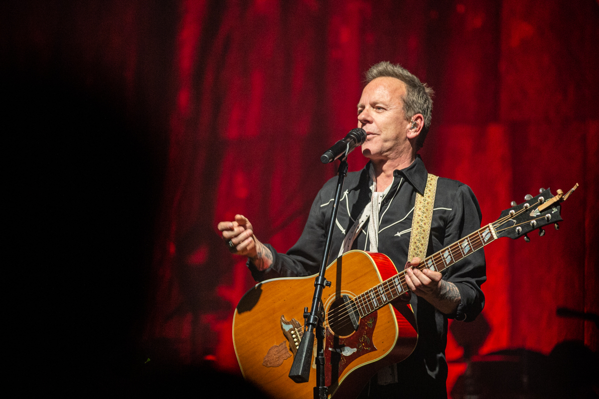 Kiefer Sutherland @ Het Depot, foto 16, foto's door David Johnson - FrontView Magazine