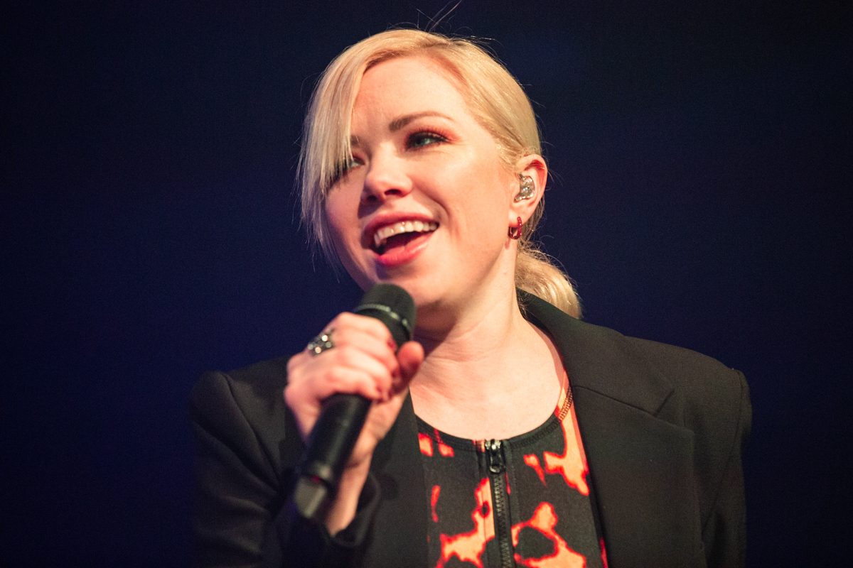 Carly Rae Jepsen @ La Madelaine, picture 2, photographed by David Johnson - FrontView Magazine