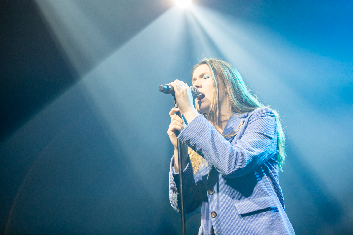 Blanche @ La Madeleine, picture 2, photographed by David Johnson - FrontView Magazine