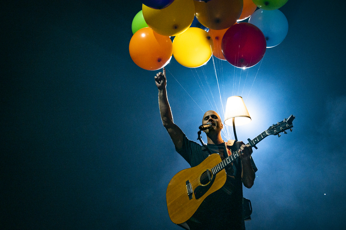 Milow @ Lotto Arena, foto 3, foto's door Sandra Van Watermeulen - FrontView Magazine