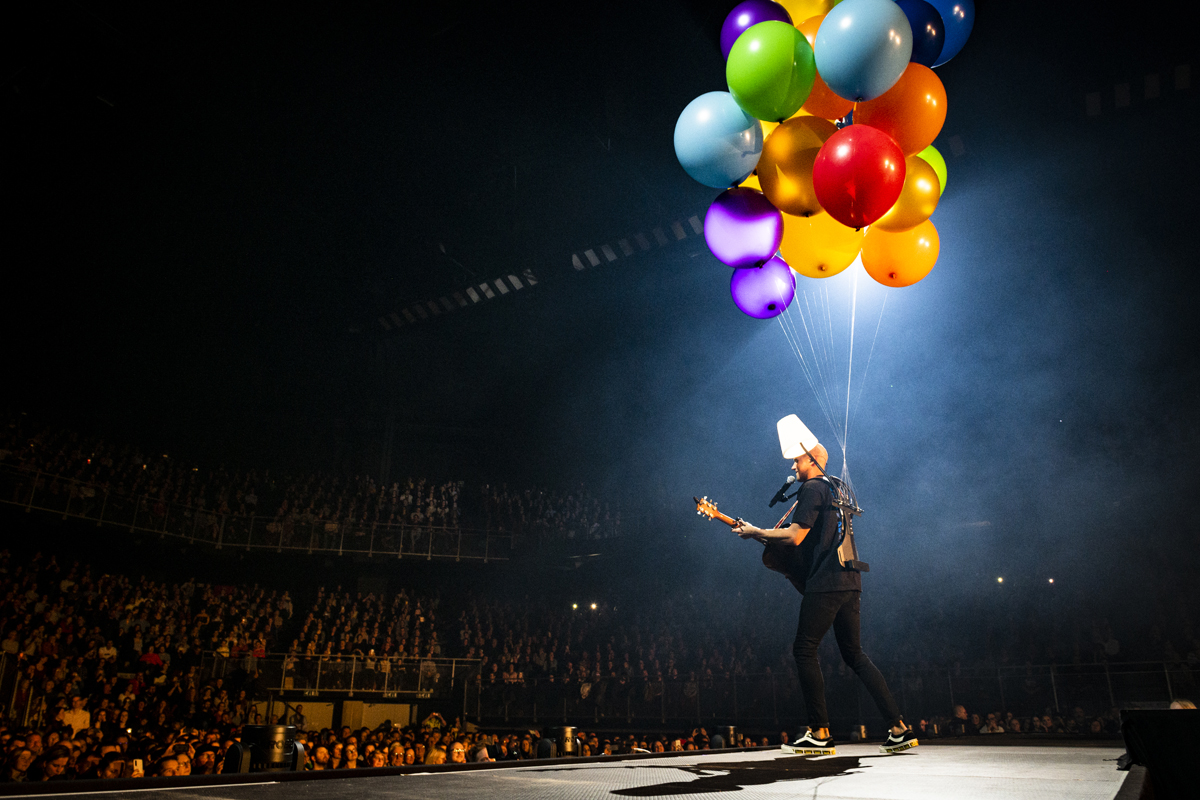 Milow @ Lotto Arena, foto 4, foto's door Sandra Van Watermeulen - FrontView Magazine