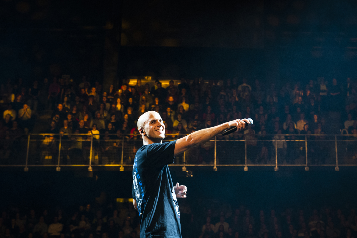 Milow @ Lotto Arena, foto 5, foto's door Sandra Van Watermeulen - FrontView Magazine