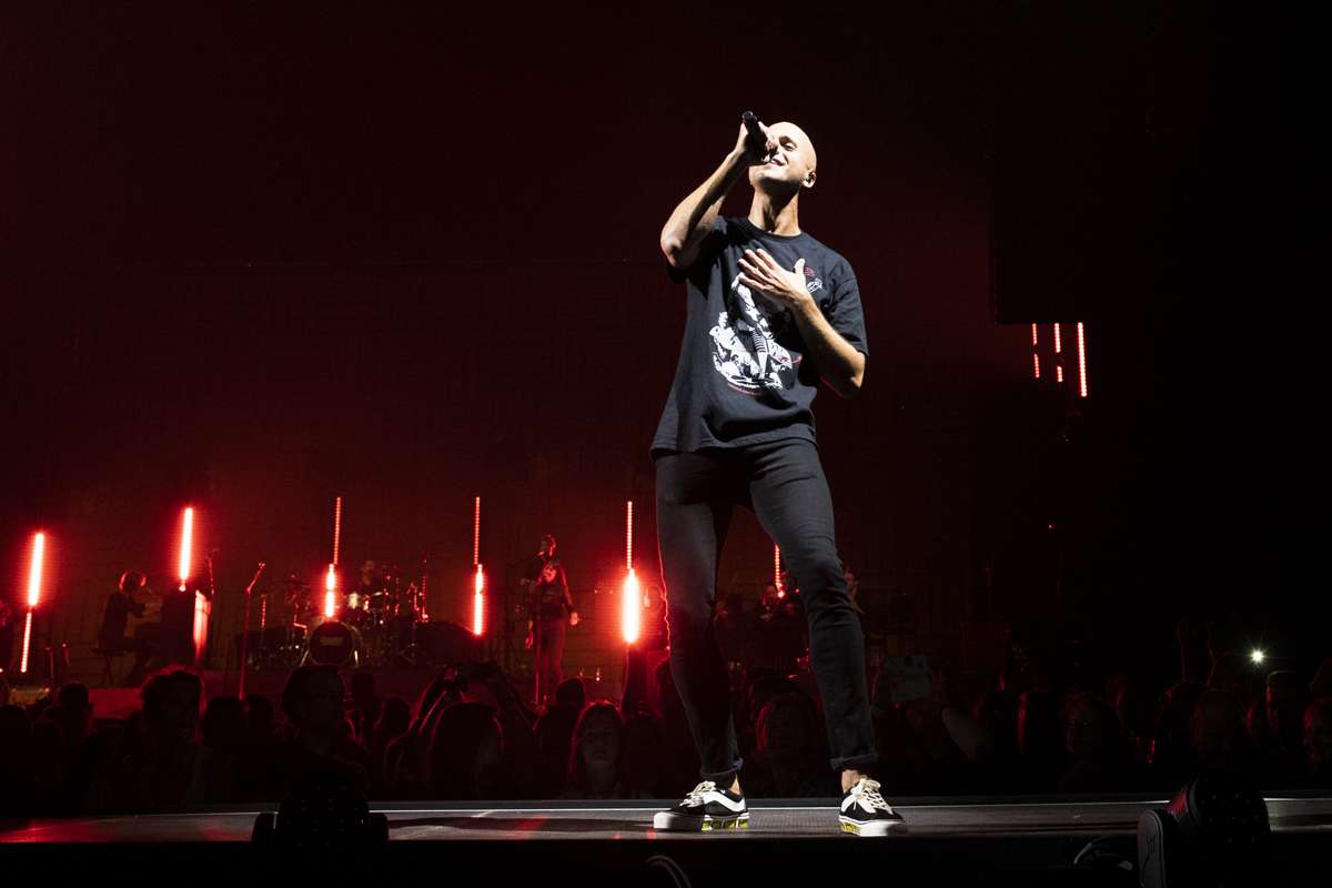 Milow @ Lotto Arena, foto 10, foto's door Sandra Van Watermeulen - FrontView Magazine