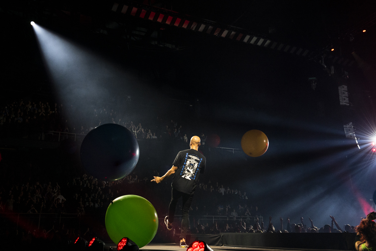 Milow @ Lotto Arena, foto 17, foto's door Sandra Van Watermeulen - FrontView Magazine