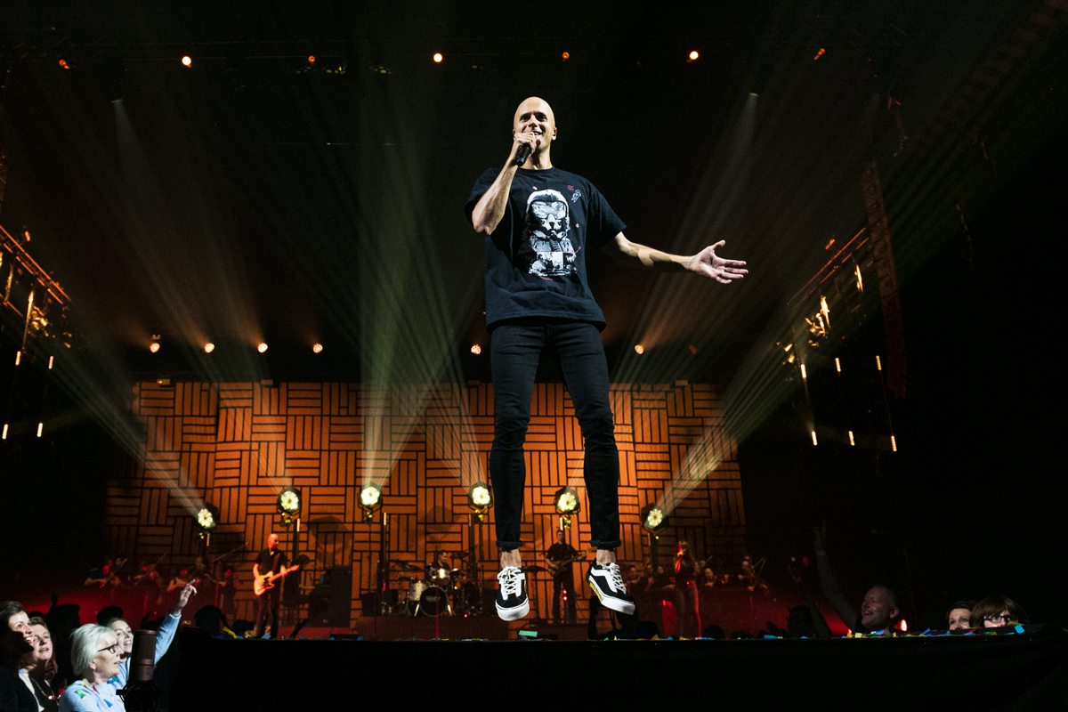 Milow @ Lotto Arena, foto 31, foto's door Sandra Van Watermeulen - FrontView Magazine