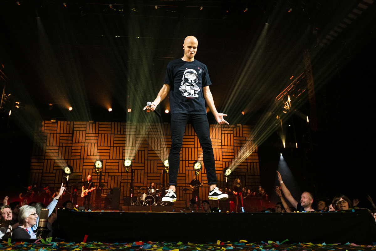 Milow @ Lotto Arena, foto 32, foto's door Sandra Van Watermeulen - FrontView Magazine
