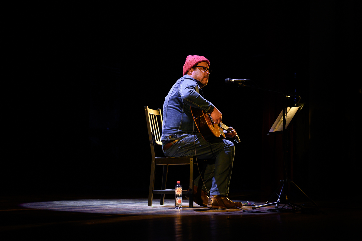 Damien Jurado @ De Roma, picture 2, photographed by Myra Segers - FrontView Magazine