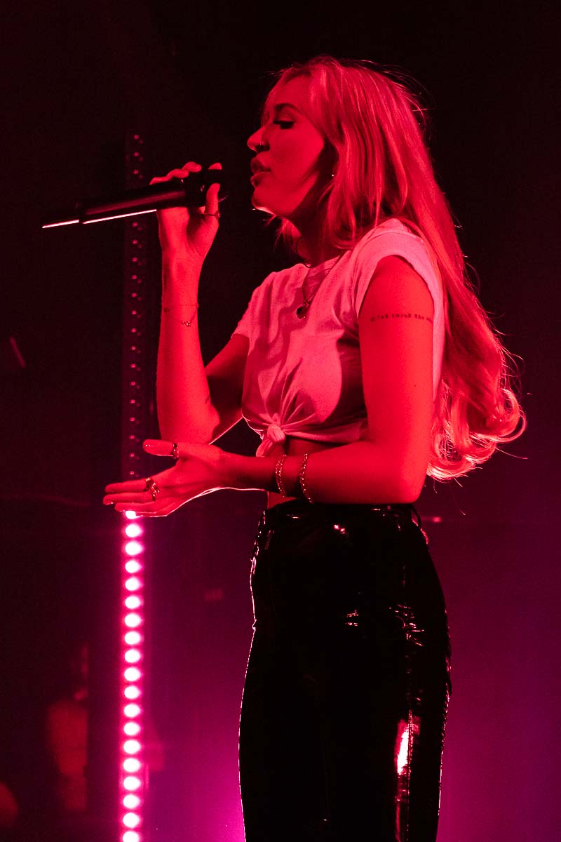 Lennon Stella La Madeleine, Brussels, picture 5, photographed by Kris Saelen - FrontView Magazine