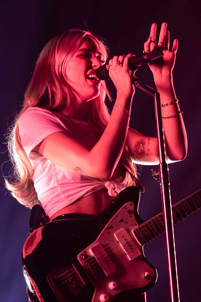 Lennon Stella La Madeleine, Brussels, picture 8, photographed by Kris Saelen - FrontView Magazine