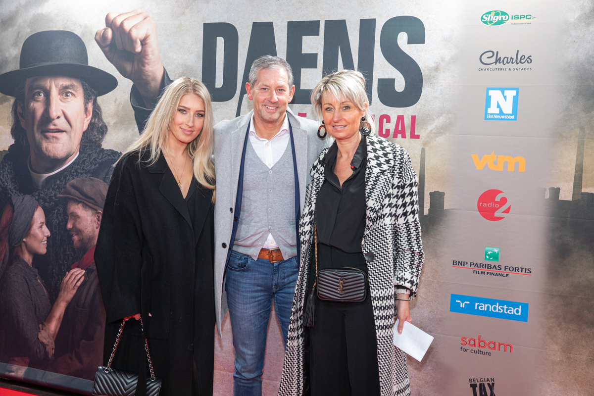 première Daens Rode Loper @ Studio 100 Pop-Up Theater, picture 2, photographed by dirk janssens - FrontView Magazine