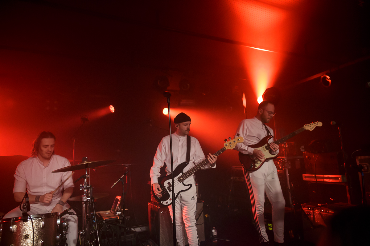 Joywave @ Trix Club, picture 5, photographed by Peter Smet - FrontView Magazine