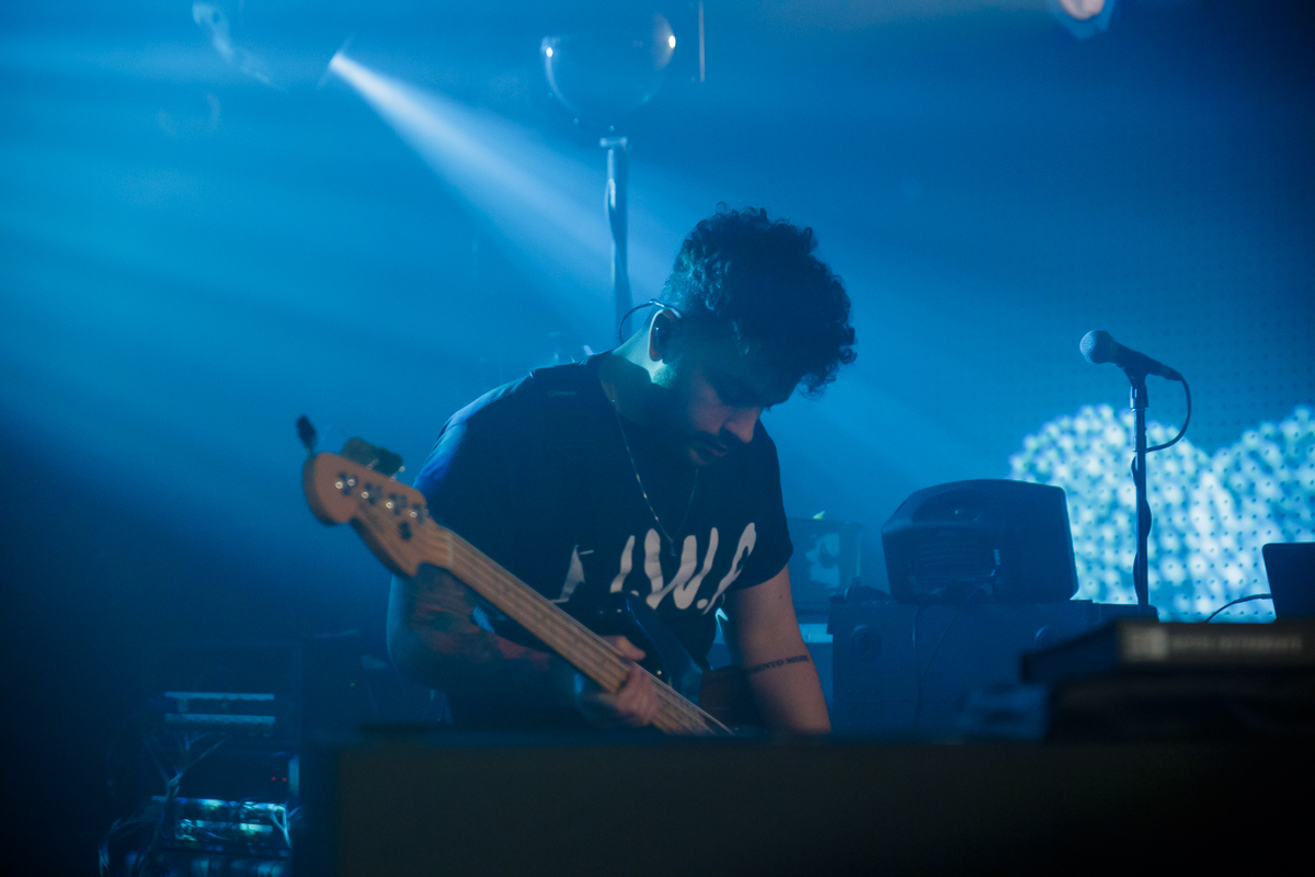 Pvris @ Trix Club, picture 8, photographed by Peter Smet - FrontView Magazine