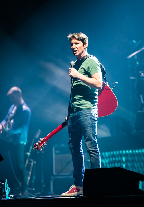James Blunt @ Vorst Nationaal, foto 9, foto's door Heidi Nys - FrontView Magazine