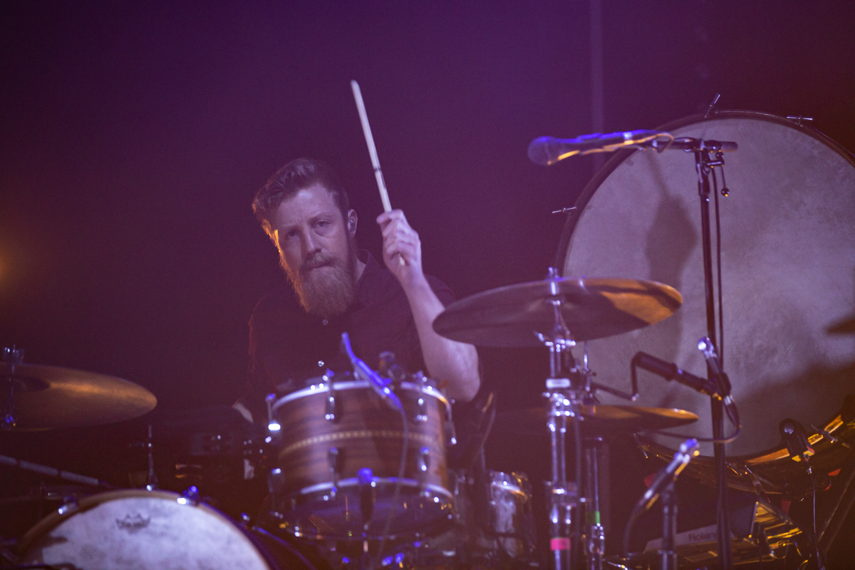 Bear's Den @ Vorst Nationaal, picture 6, photographed by David Johnson - FrontView Magazine