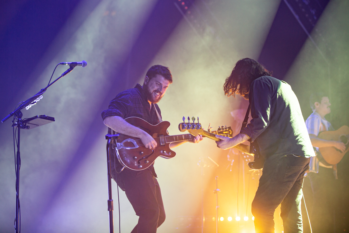 Bear's Den @ Vorst Nationaal, picture 7, photographed by David Johnson - FrontView Magazine
