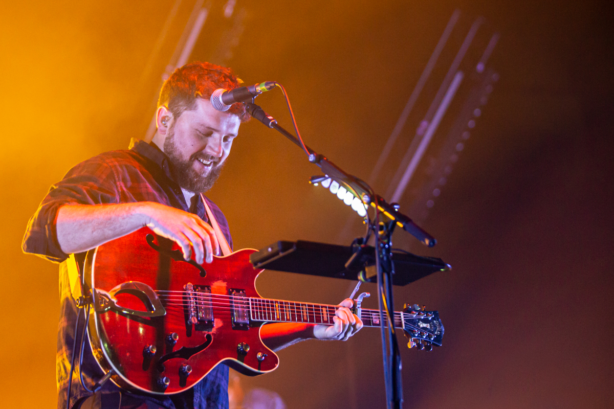 Bear's Den @ Vorst Nationaal, picture 13, photographed by David Johnson - FrontView Magazine