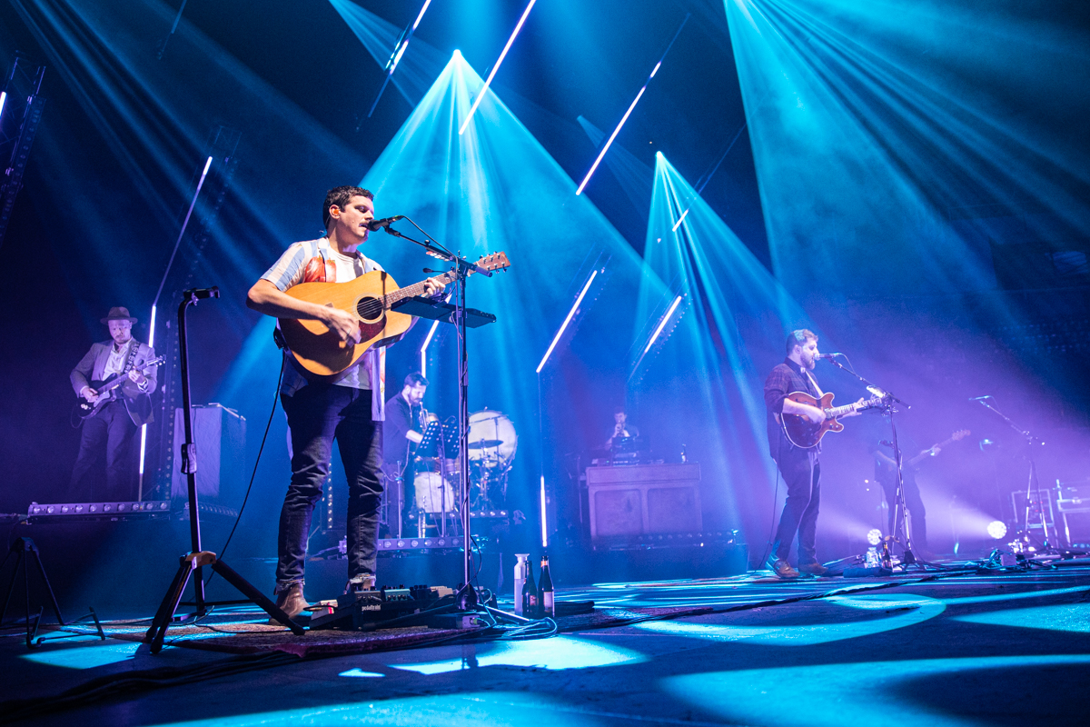 Bear's Den @ Vorst Nationaal, picture 15, photographed by David Johnson - FrontView Magazine