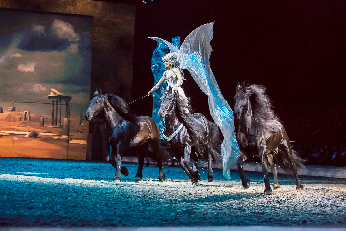Cavalluna Legend of the desert @ Sportpaleis, picture 42, photographed by Marc Verdonck - FrontView Magazine