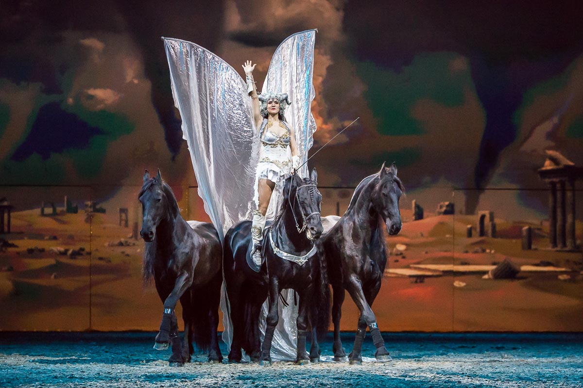 Cavalluna Legend of the desert @ Sportpaleis, picture 45, photographed by Marc Verdonck - FrontView Magazine
