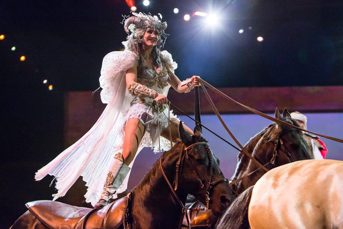 Cavalluna Legend of the desert @ Sportpaleis, picture 54, photographed by Marc Verdonck - FrontView Magazine