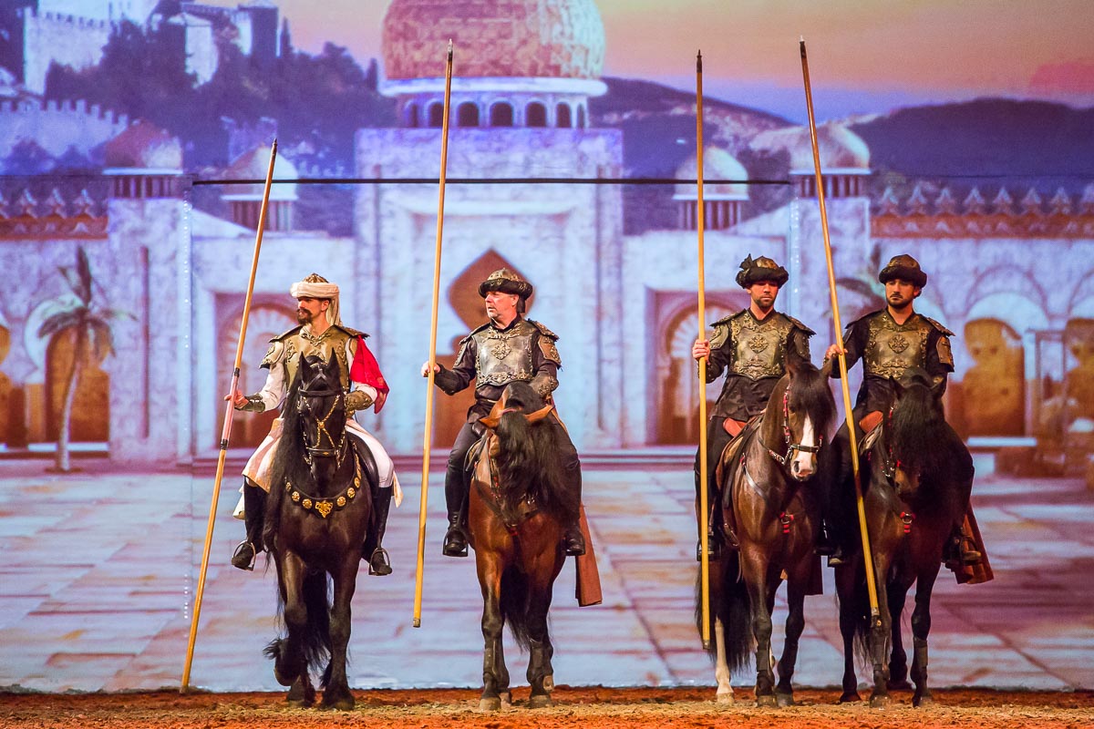 Cavalluna Legend of the desert @ Sportpaleis, picture 75, photographed by Marc Verdonck - FrontView Magazine