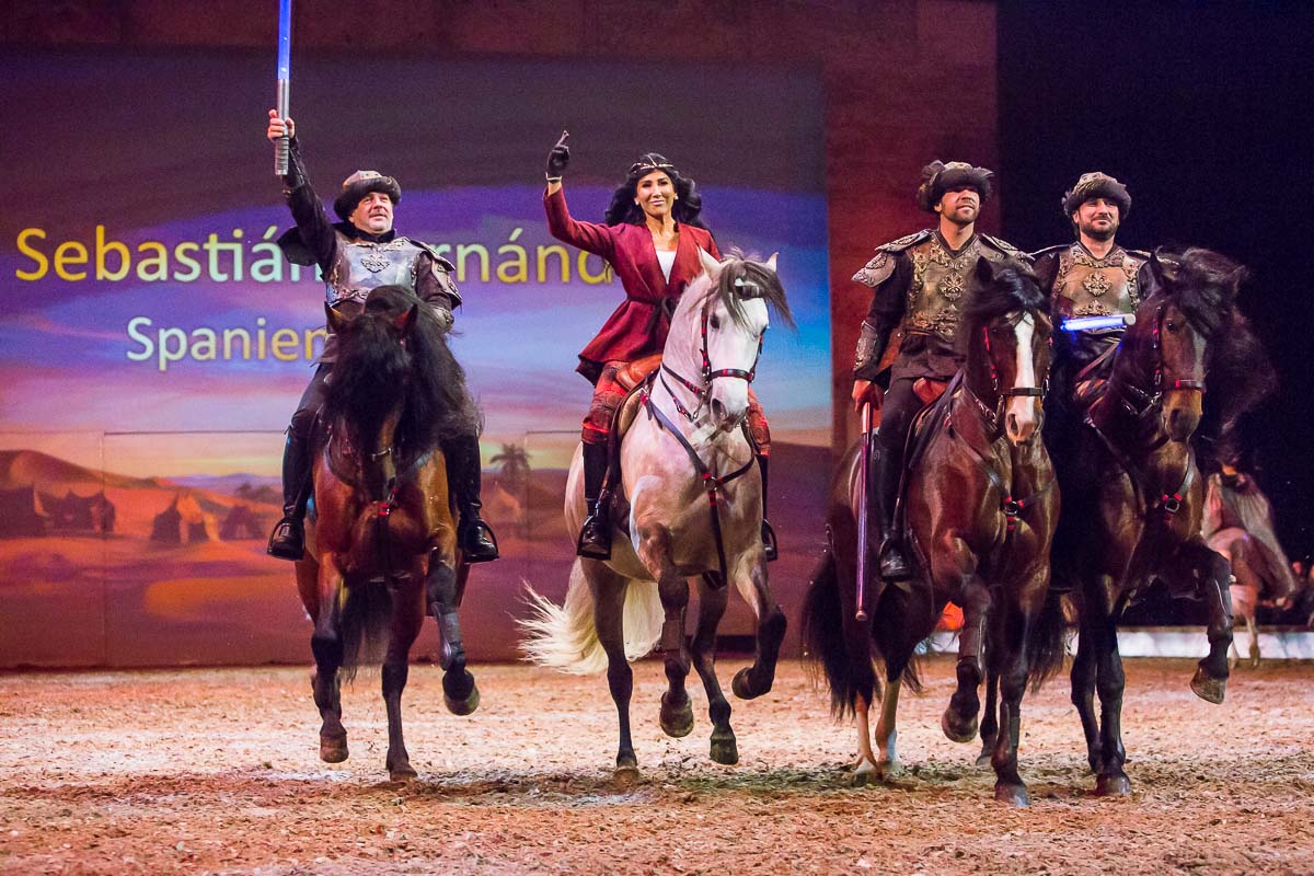 Cavalluna Legend of the desert @ Sportpaleis, picture 81, photographed by Marc Verdonck - FrontView Magazine