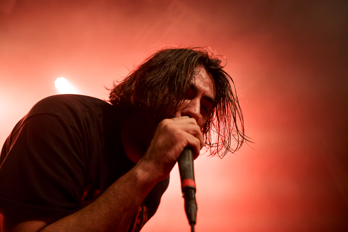 Make Them Suffer @ Dynamo Eindhoven, foto 1, foto's door Peter Smet - FrontView Magazine