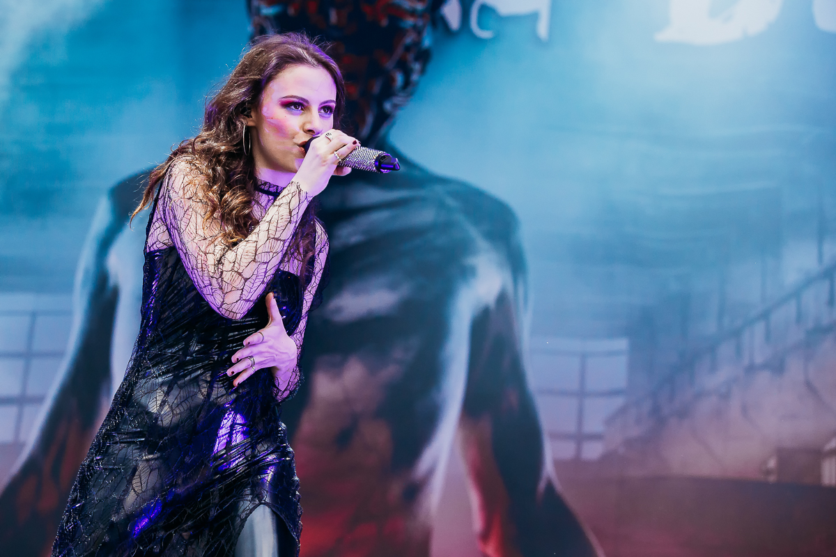 Beyond The Black @ Autoarena Oberhausen, picture 6, photographed by Dorien Goetschalckx - FrontView Magazine