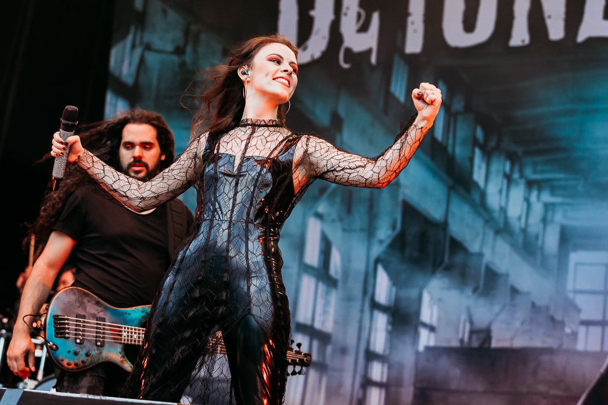 Beyond The Black @ Autoarena Oberhausen, picture 12, photographed by Dorien Goetschalckx - FrontView Magazine