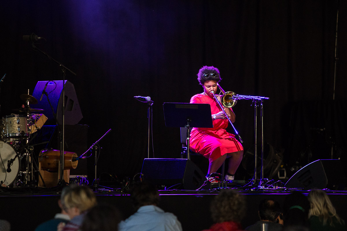 Nabou Claerhout (solo) @ Jazz Middelheim, picture 3, photographed by Marc Verdonck - FrontView Magazine