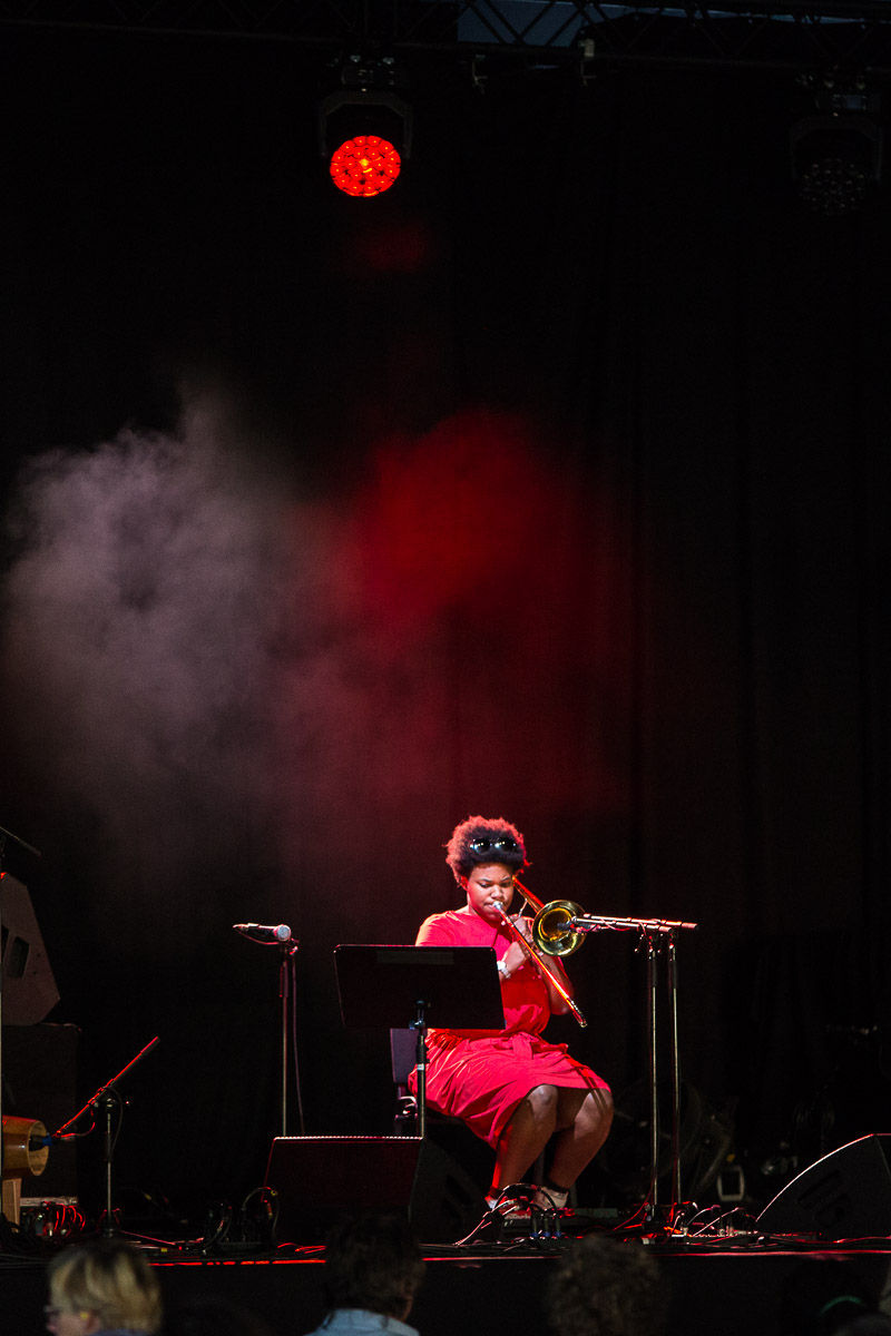 Nabou Claerhout (solo) @ Jazz Middelheim, picture 4, photographed by Marc Verdonck - FrontView Magazine