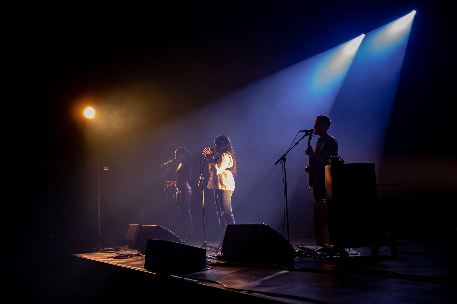 Sunday Rose @ Ancienne Belgique, picture 1, photographed by Jürgen Bruynooghe - FrontView Magazine