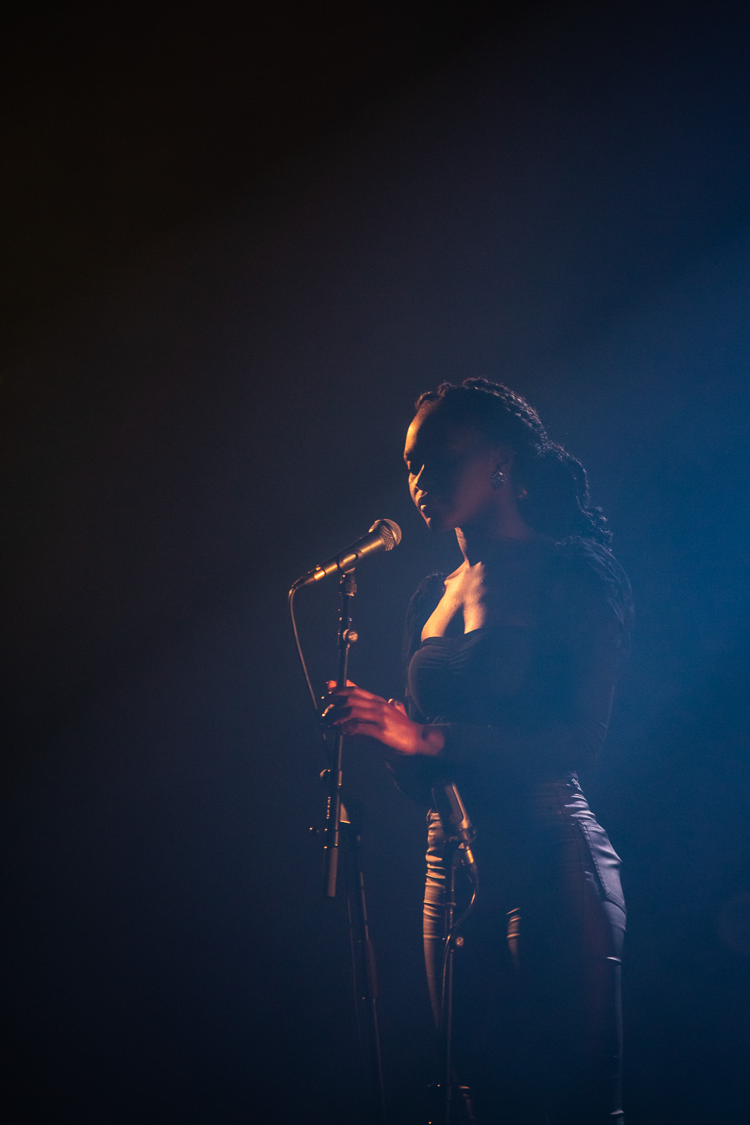 Sunday Rose @ Ancienne Belgique, picture 7, photographed by Jürgen Bruynooghe - FrontView Magazine
