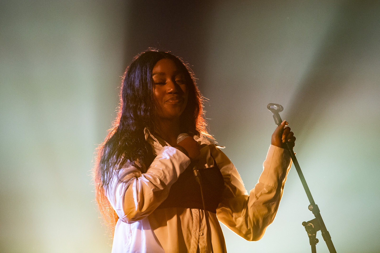 Sunday Rose @ Ancienne Belgique, picture 15, photographed by Jürgen Bruynooghe - FrontView Magazine