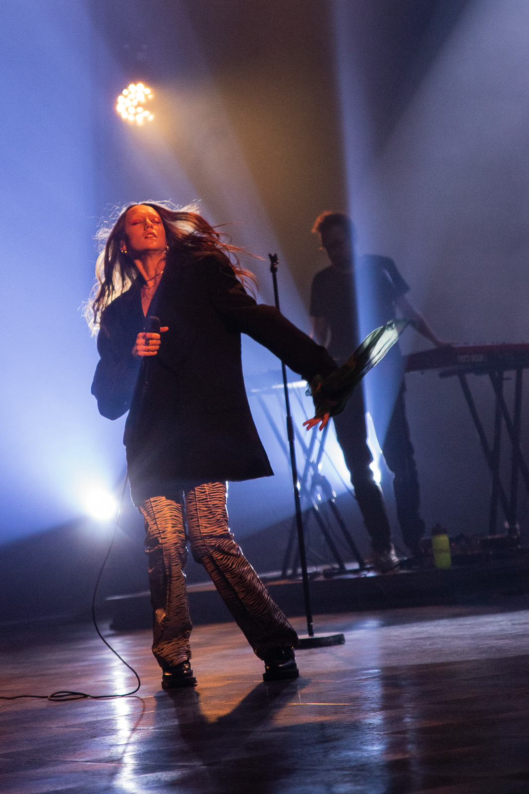 Tessa Dixson @ Ancienne Belgique, picture 14, photographed by Jürgen Bruynooghe - FrontView Magazine