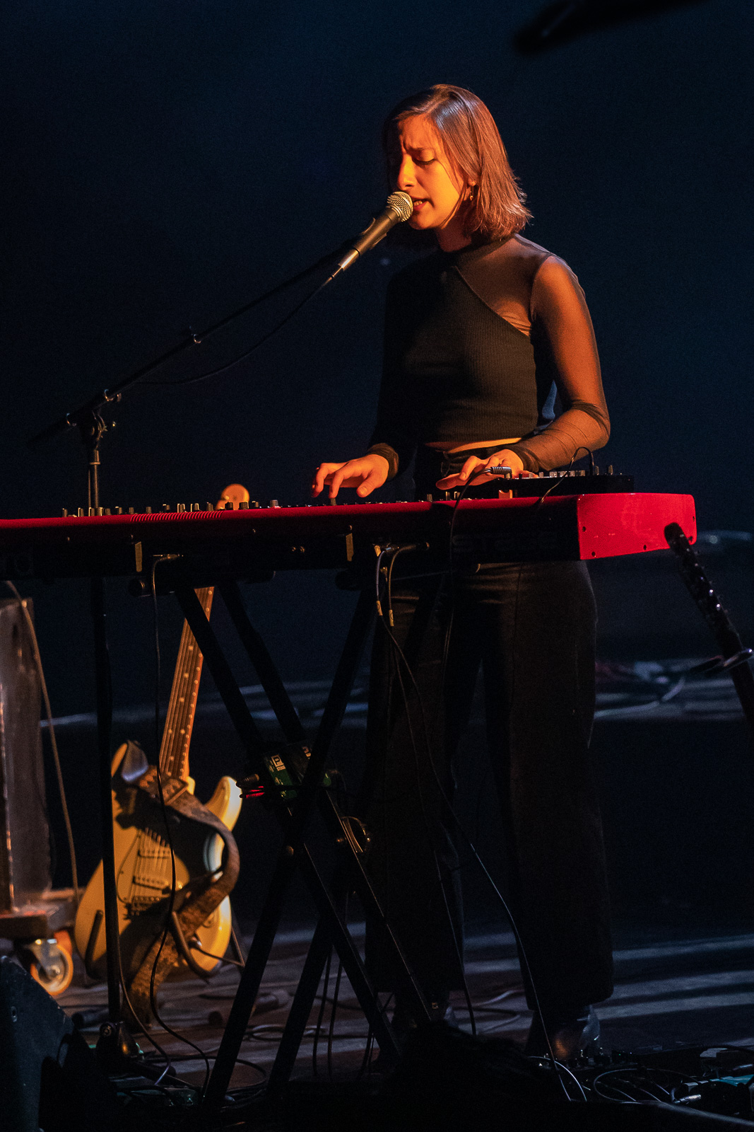 Noa Lee @ Ancienne Belgique, picture 3, photographed by Jürgen Bruynooghe - FrontView Magazine