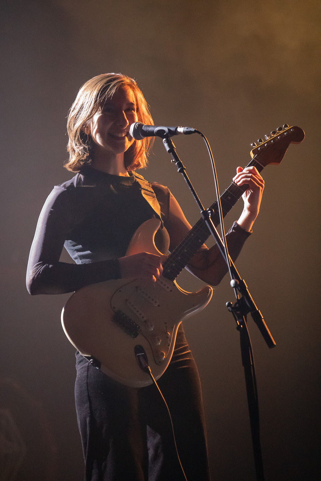 Noa Lee @ Ancienne Belgique, picture 8, photographed by Jürgen Bruynooghe - FrontView Magazine