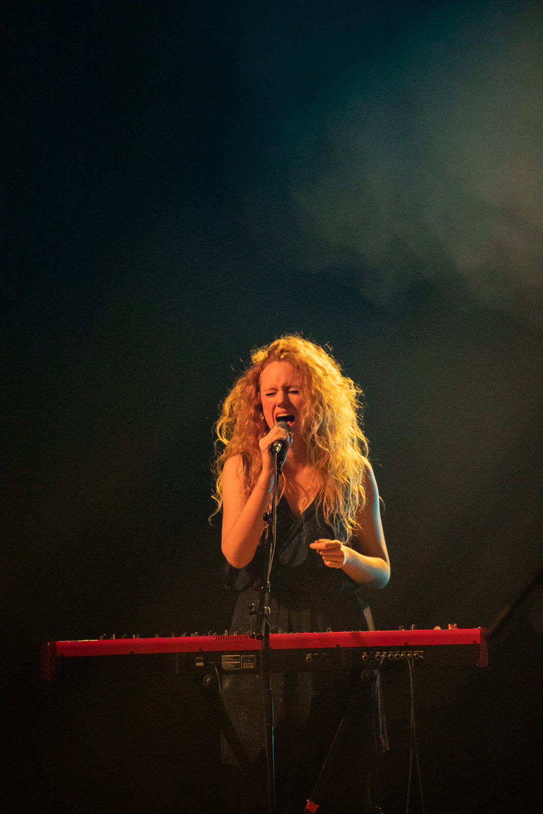 School Is Cool @ Ancienne Belgique, picture 8, photographed by Jürgen Bruynooghe - FrontView Magazine