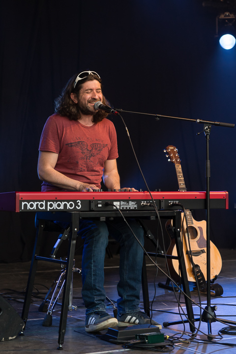 Tom Helsen @ Sunset Sessies by Hangar 3020, picture 3, photographed by Jürgen Bruynooghe - FrontView Magazine