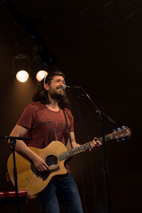 Tom Helsen @ Sunset Sessies by Hangar 3020, picture 15, photographed by Jürgen Bruynooghe - FrontView Magazine