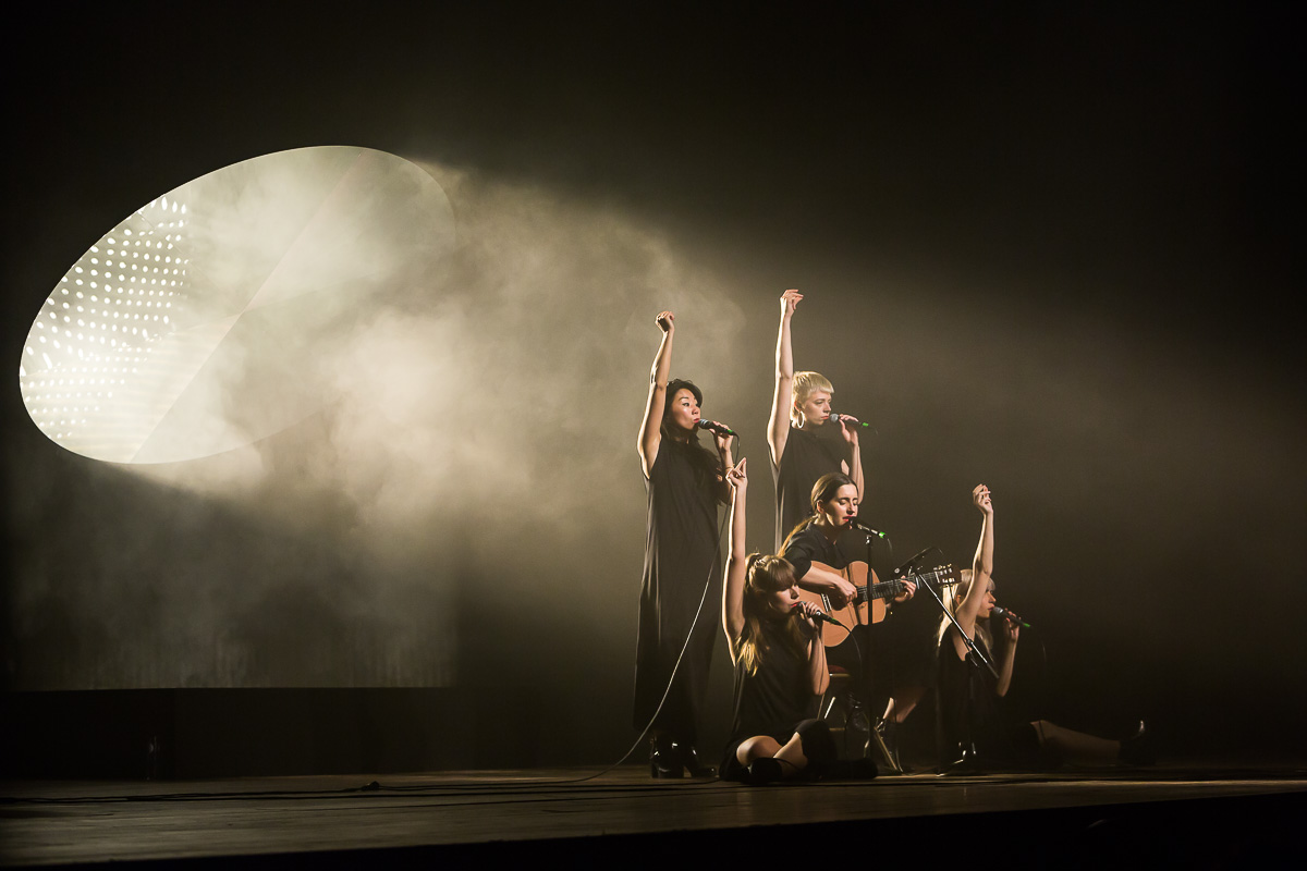 Eefje de Visser @ De Roma, picture 6, photographed by Marc Verdonck - FrontView Magazine