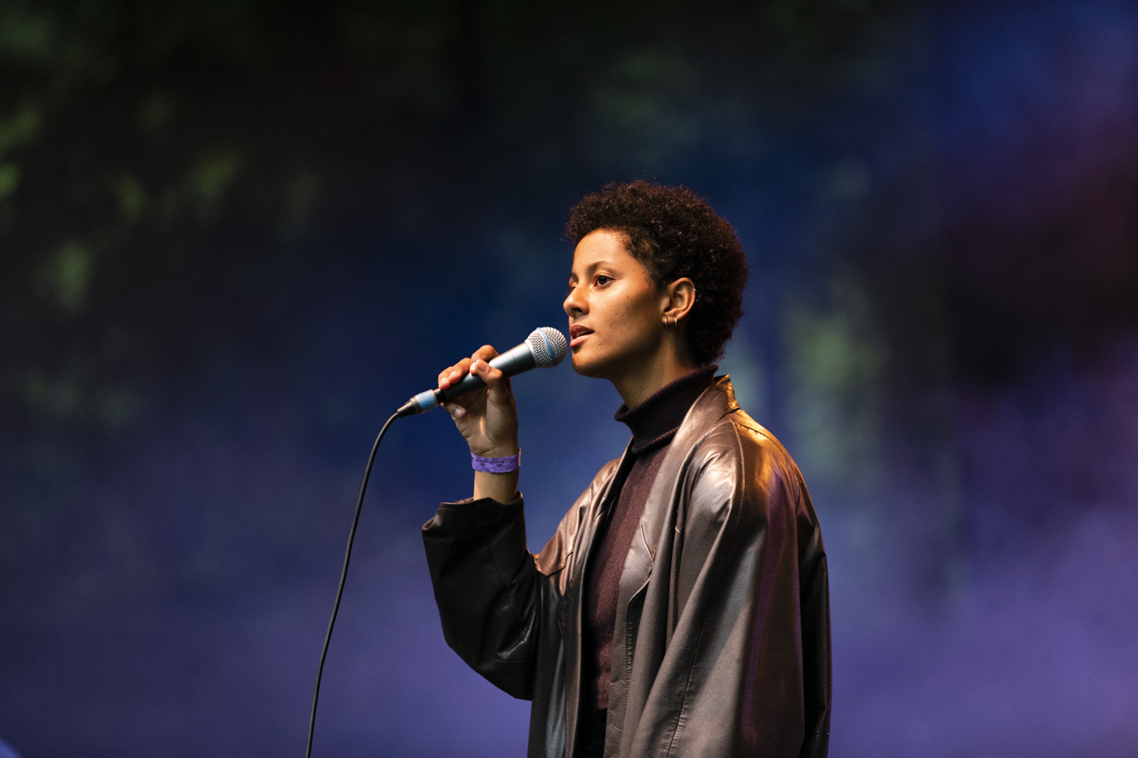 EMY @ OLT Rivierenhof, picture 9, photographed by Sandra Van Watermeulen - FrontView Magazine