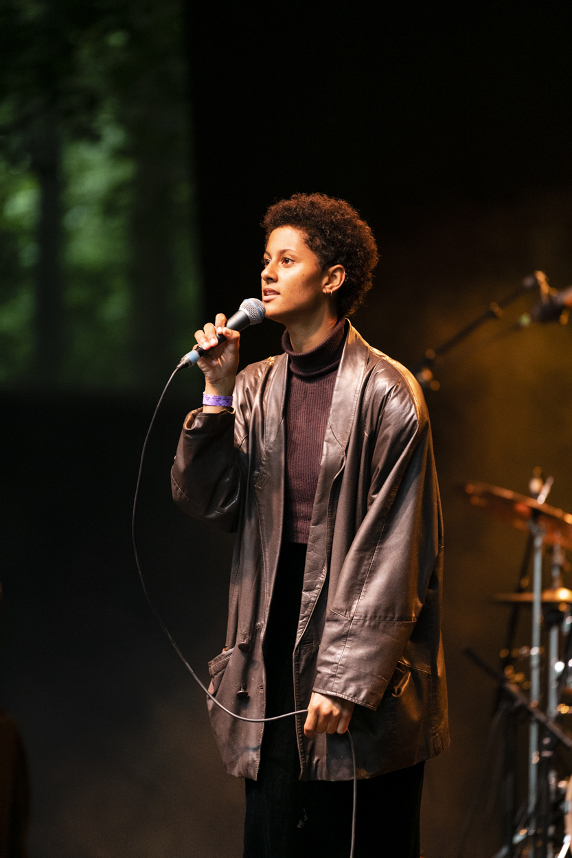 EMY @ OLT Rivierenhof, picture 11, photographed by Sandra Van Watermeulen - FrontView Magazine