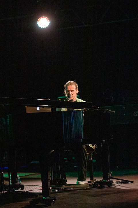 Ozark Henry @ Cristal Open Air, picture 2, photographed by Jürgen Bruynooghe - FrontView Magazine