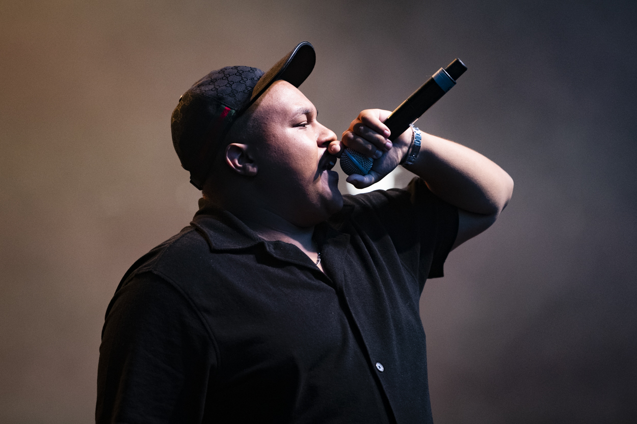 DIKKE @ OLT Rivierenhof, picture 3, photographed by Sandra Van Watermeulen - FrontView Magazine