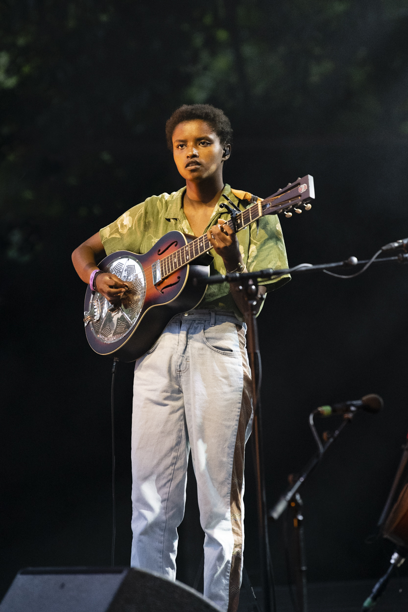 Meskerem Mees @ OLT Rivierenhof, picture 19, photographed by Sandra Van Watermeulen - FrontView Magazine