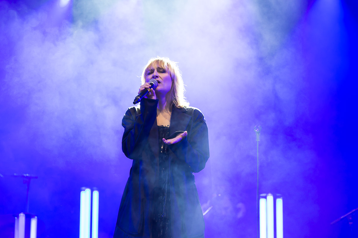 Hooverphonic @ Lokerse feesten, picture 1, photographed by Marc Verdonck - FrontView Magazine