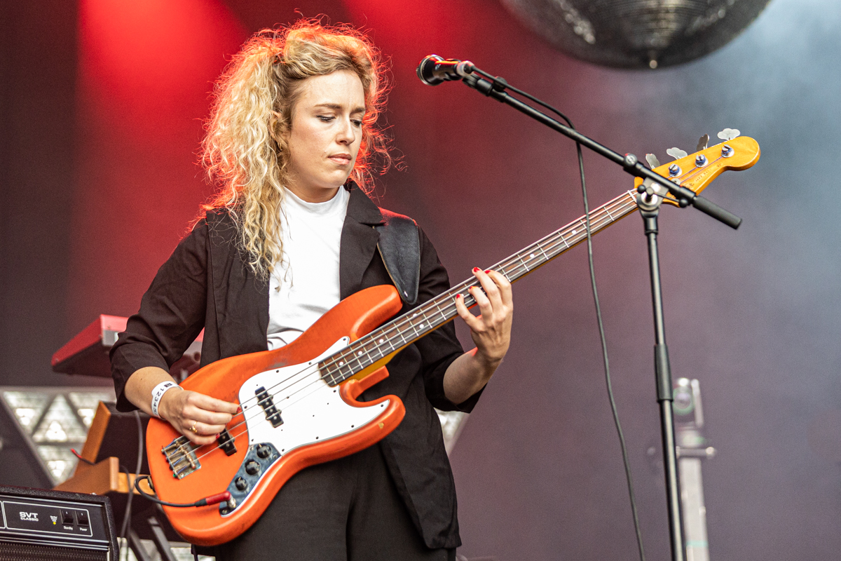 Tin Fingers @ Lokerse Feesten, picture 3, photographed by David Johnson - FrontView Magazine