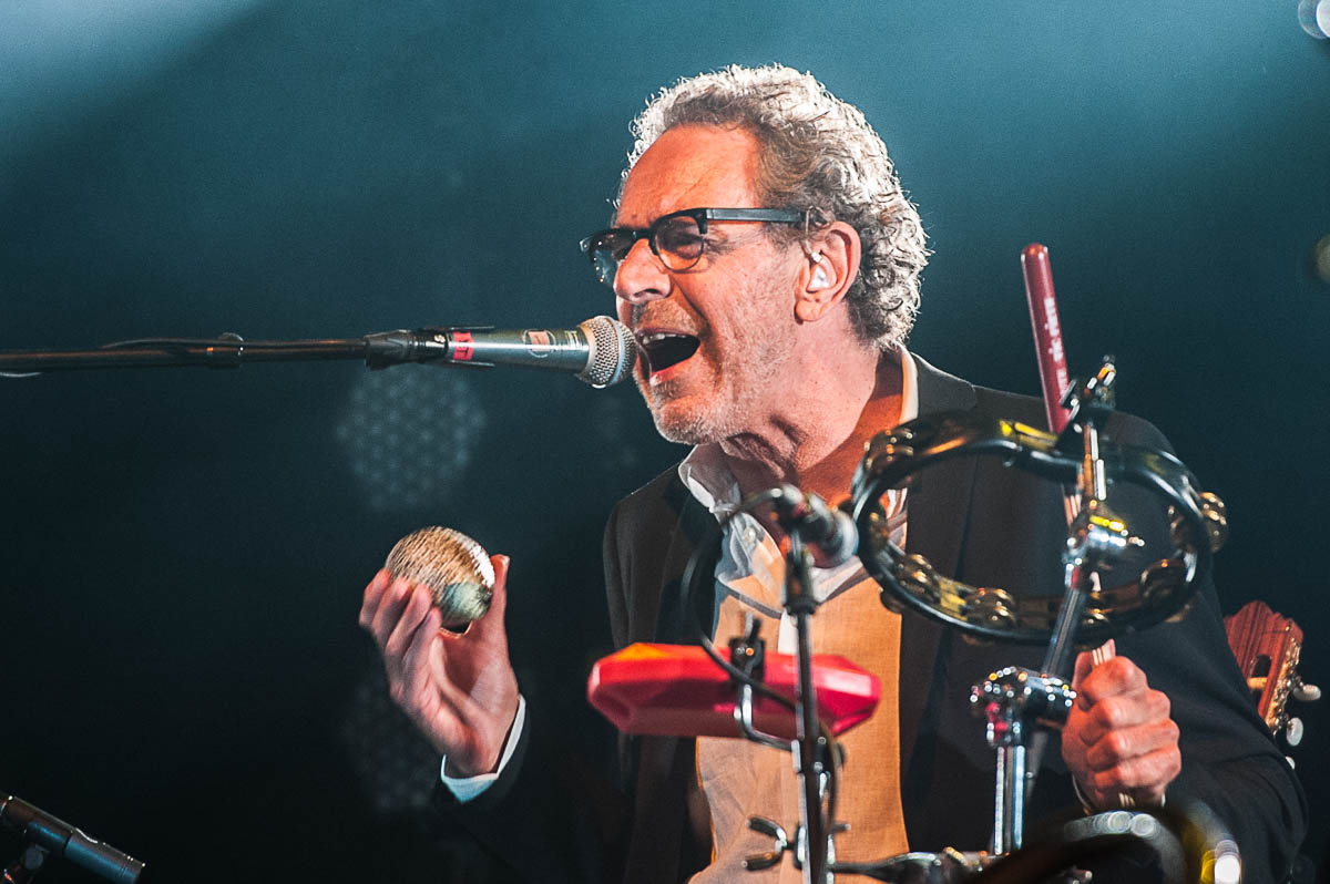 Bart Peeters @ Lokerse Feesten, picture 3, photographed by Gert Daemen - FrontView Magazine